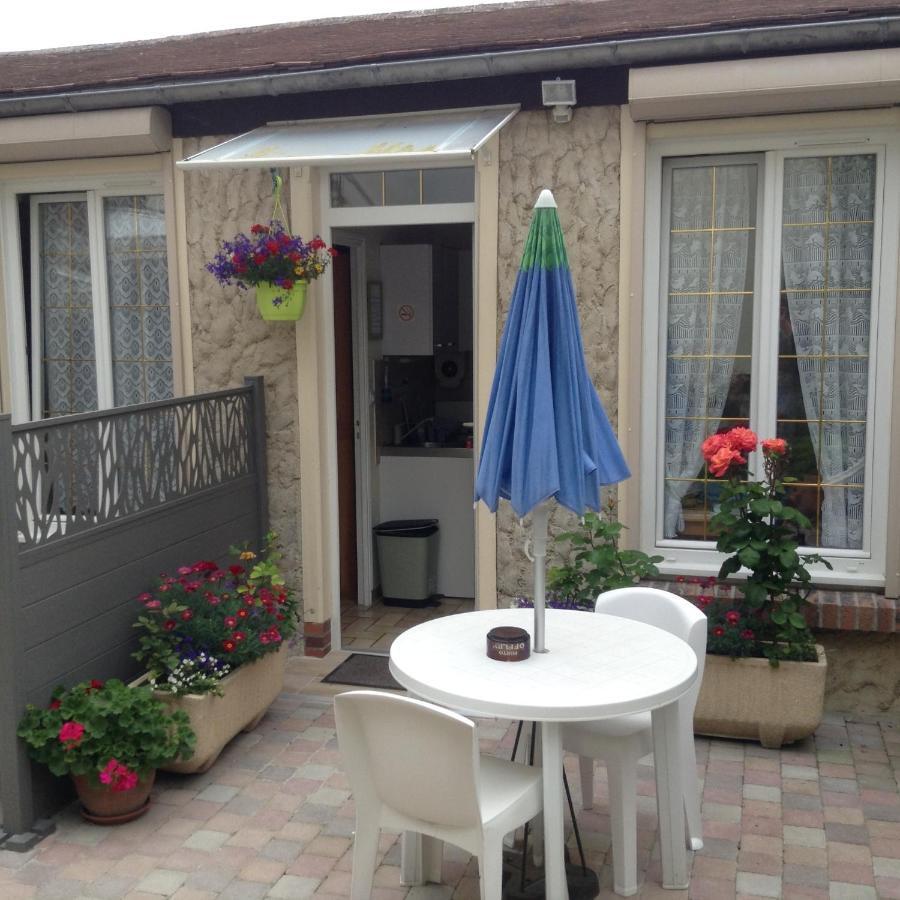 Au Bon Gite - Studio Arromanches-les-Bains Exterior photo